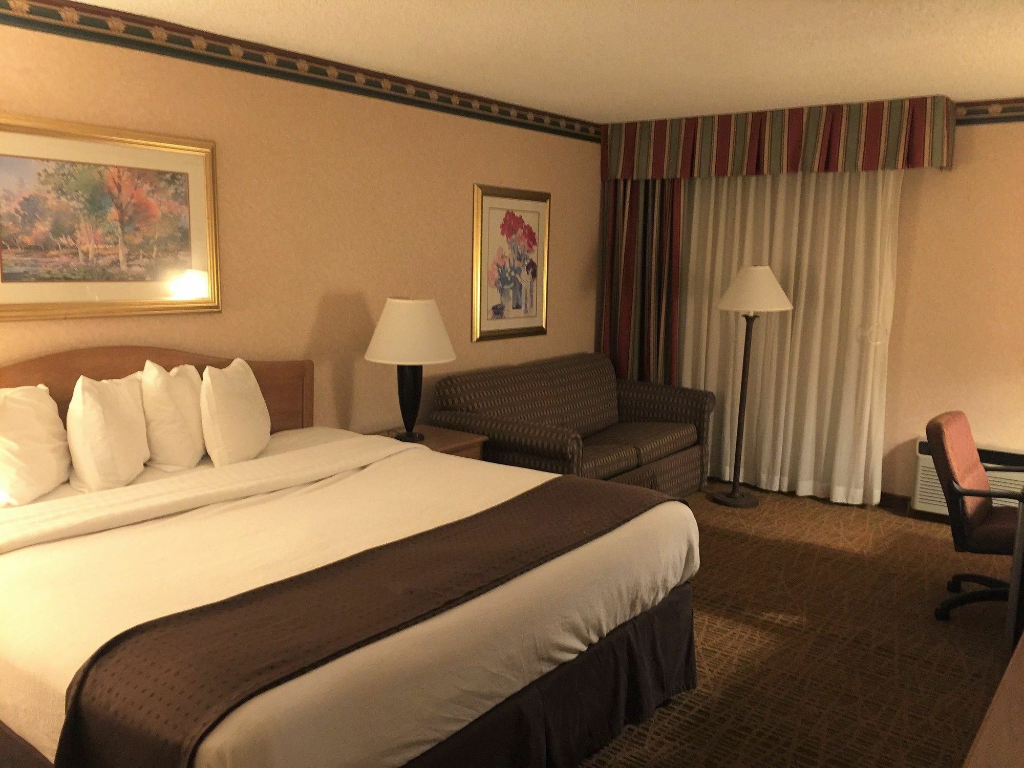Americas Best Value Inn & Suites-Boise Zewnętrze zdjęcie
